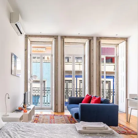 Bright • Downtown Porto