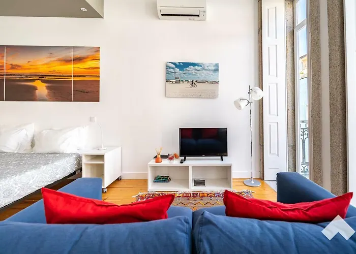 Bright • Downtown Oporto